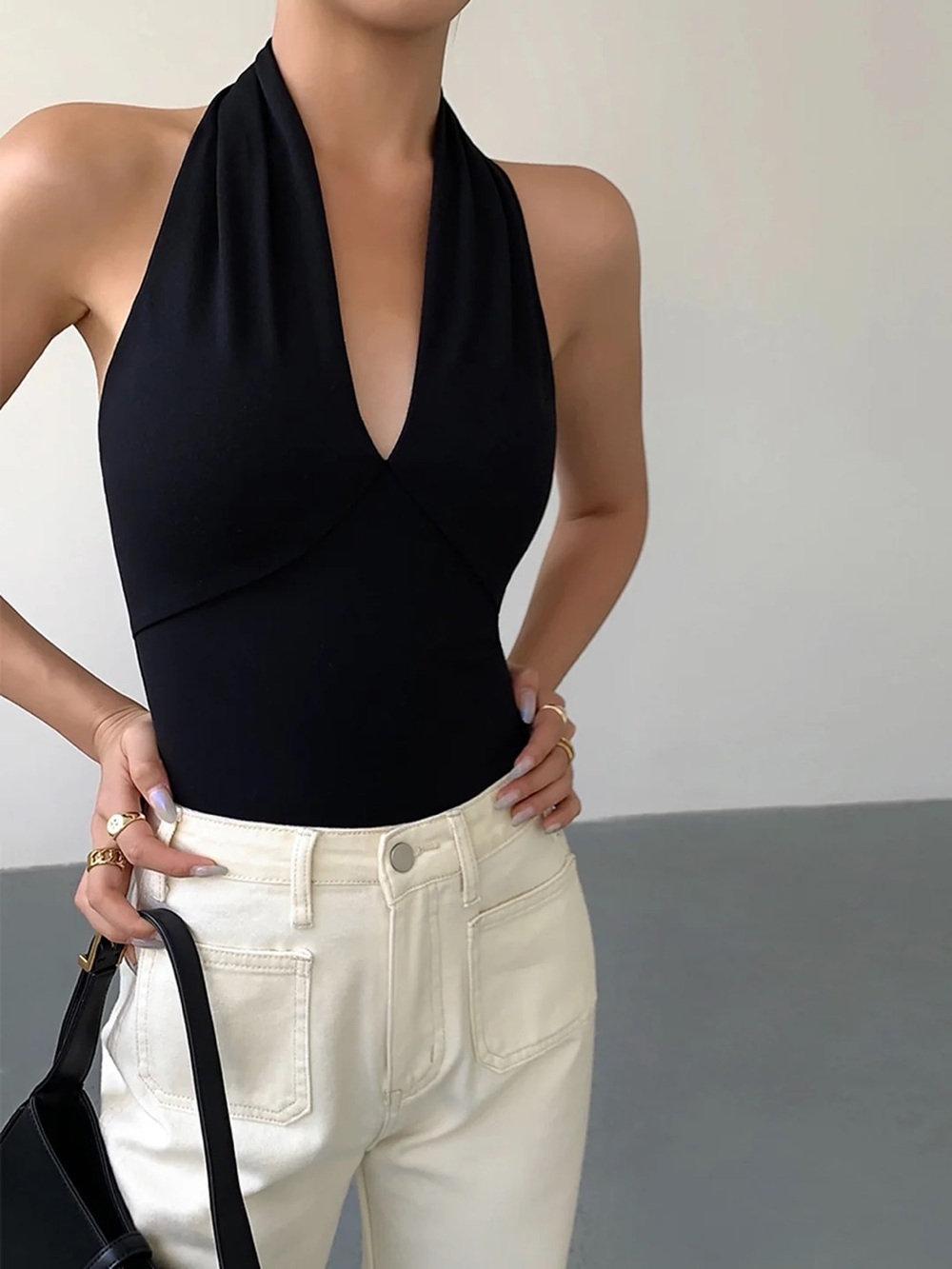 COMMENSE V-Neck Halter Open Back Tank Top - size Large